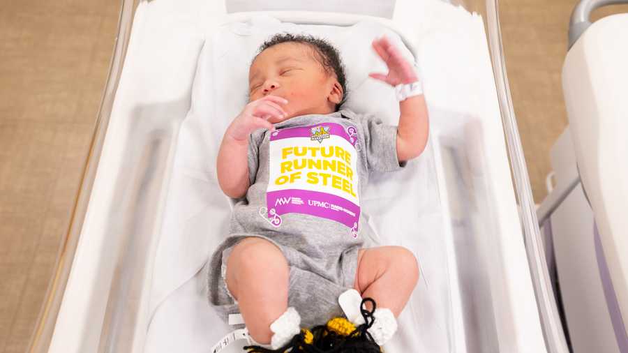 babies dressed in pittsburgh marathon attire at upmc magee.