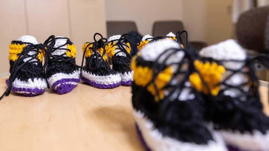 babies dressed in pittsburgh marathon attire at upmc magee.